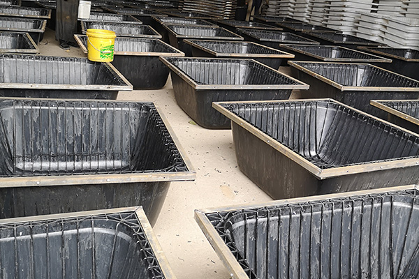 河南定制一次性周轉模殼價格